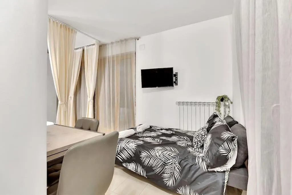 Private Parking-Terrace10 Min To Linate Airport Apartment Milan