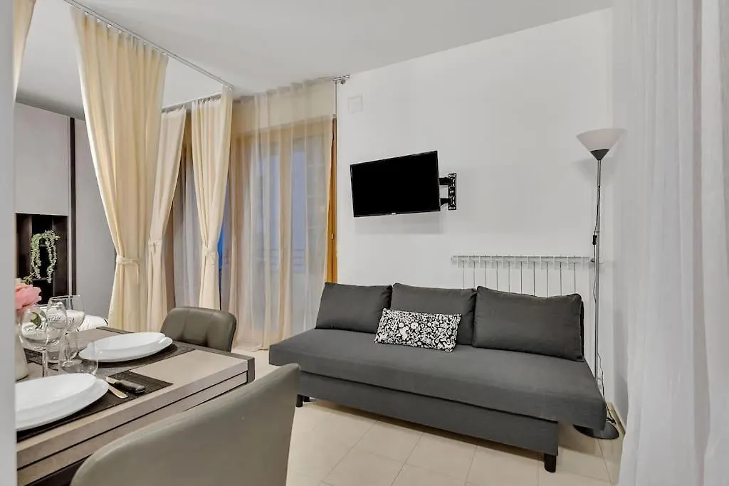 Private Parking-Terrace10 Min To Linate Airport Apartment Milan Italy