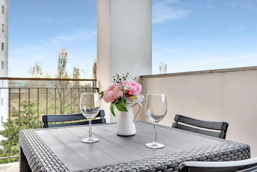 Private Parking-Terrace10 Min To Linate Airport Apartment Milan 0*,  Italy