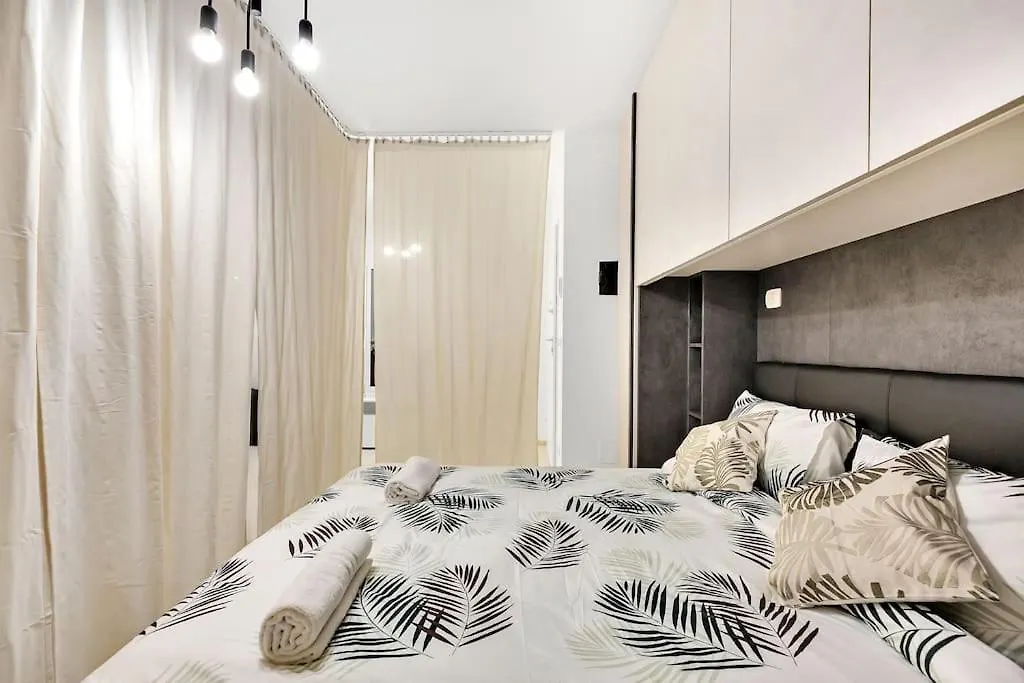 Private Parking-Terrace10 Min To Linate Airport Διαμέρισμα Μιλάνο 0*,